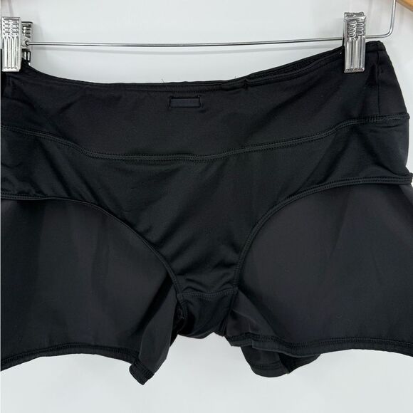 Athleta Ready Set Go Mid Rise Running Activewear Shorts in Black | Medium - Picture 7 of 8